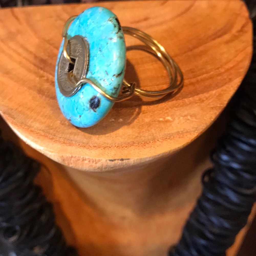 Handmade brass ring - Picture 2 of 3